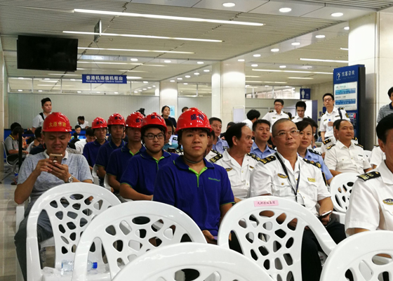 抢修遭台风重创的九洲港口岸，华亿(中国)mile·官方网页版,义不容辞！